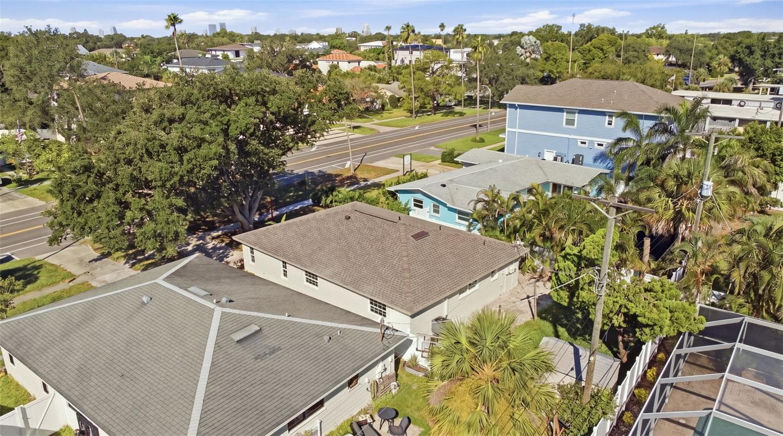 Single Family Residence at 615 E DAVIS BLVD, TAMPA, photo 42 of 89