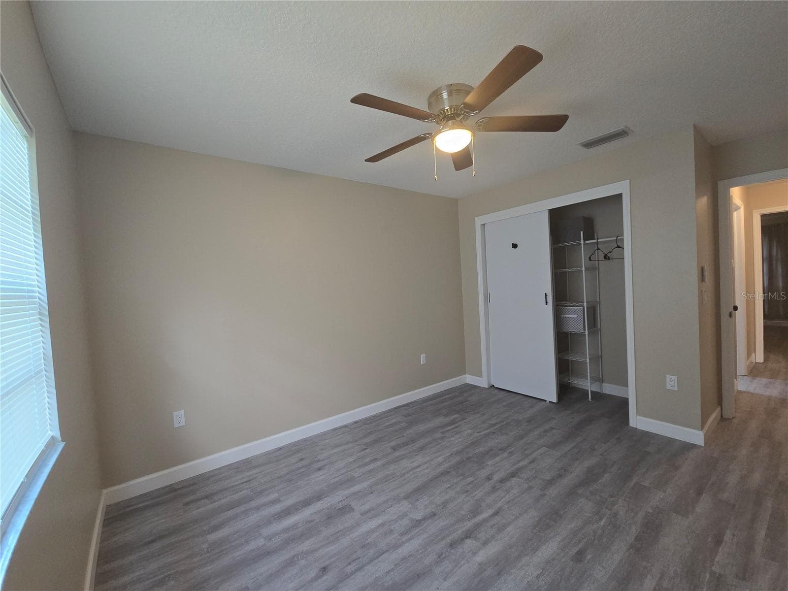 Bedroom 1 & Closet - 8211 MATTHEW DR, NEW PORT RICHEY
