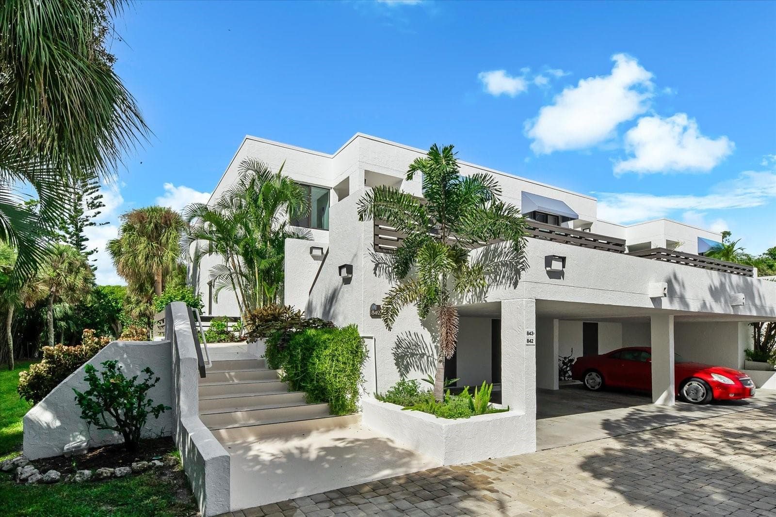 Condominium at 843 BAYPORT WAY #843, LONGBOAT KEY, photo 2 of 87