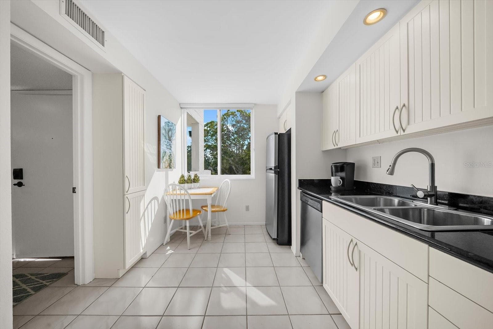 Condominium at 843 BAYPORT WAY #843, LONGBOAT KEY, photo 39 of 87