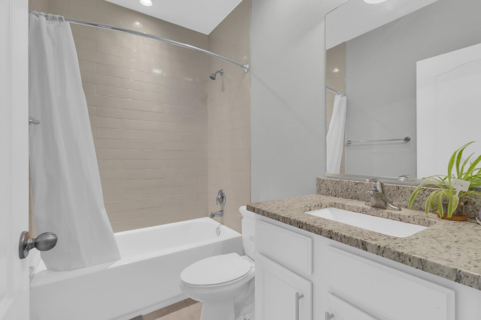 2nd Bathroom - 3113 VIA OTERO DR, KISSIMMEE