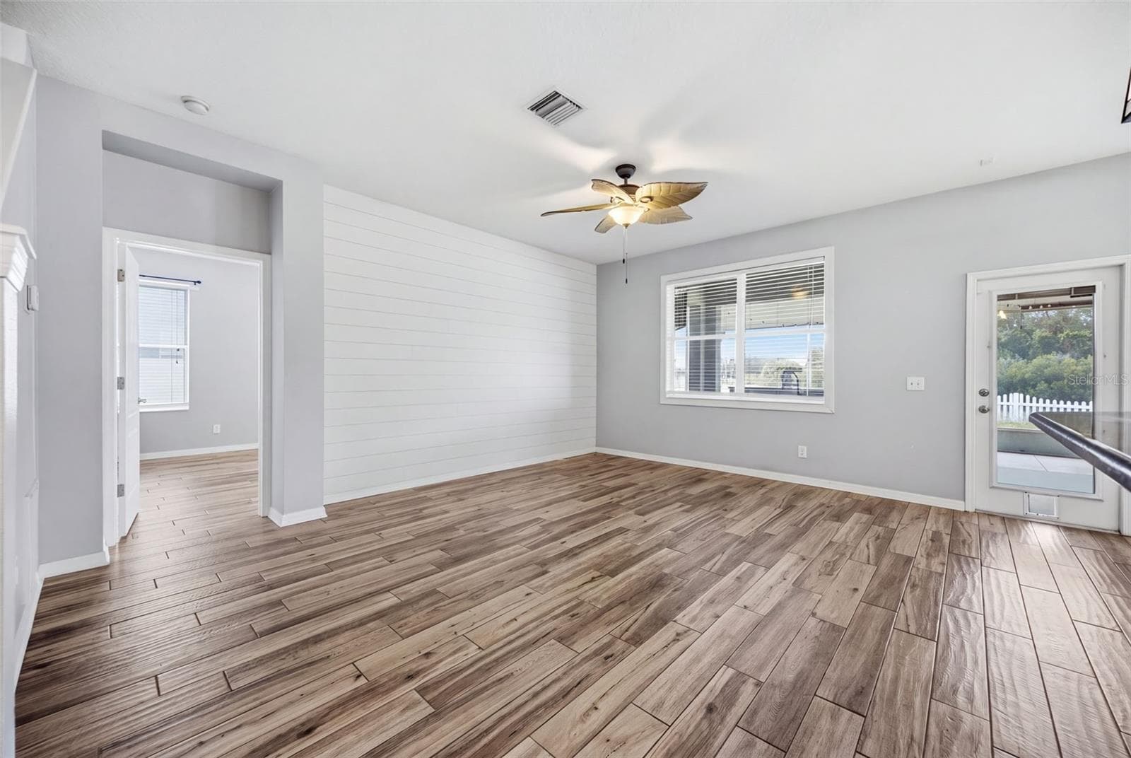 Single Family Residence at 7207 FOREST MERE DR, RIVERVIEW, photo 10 of 43