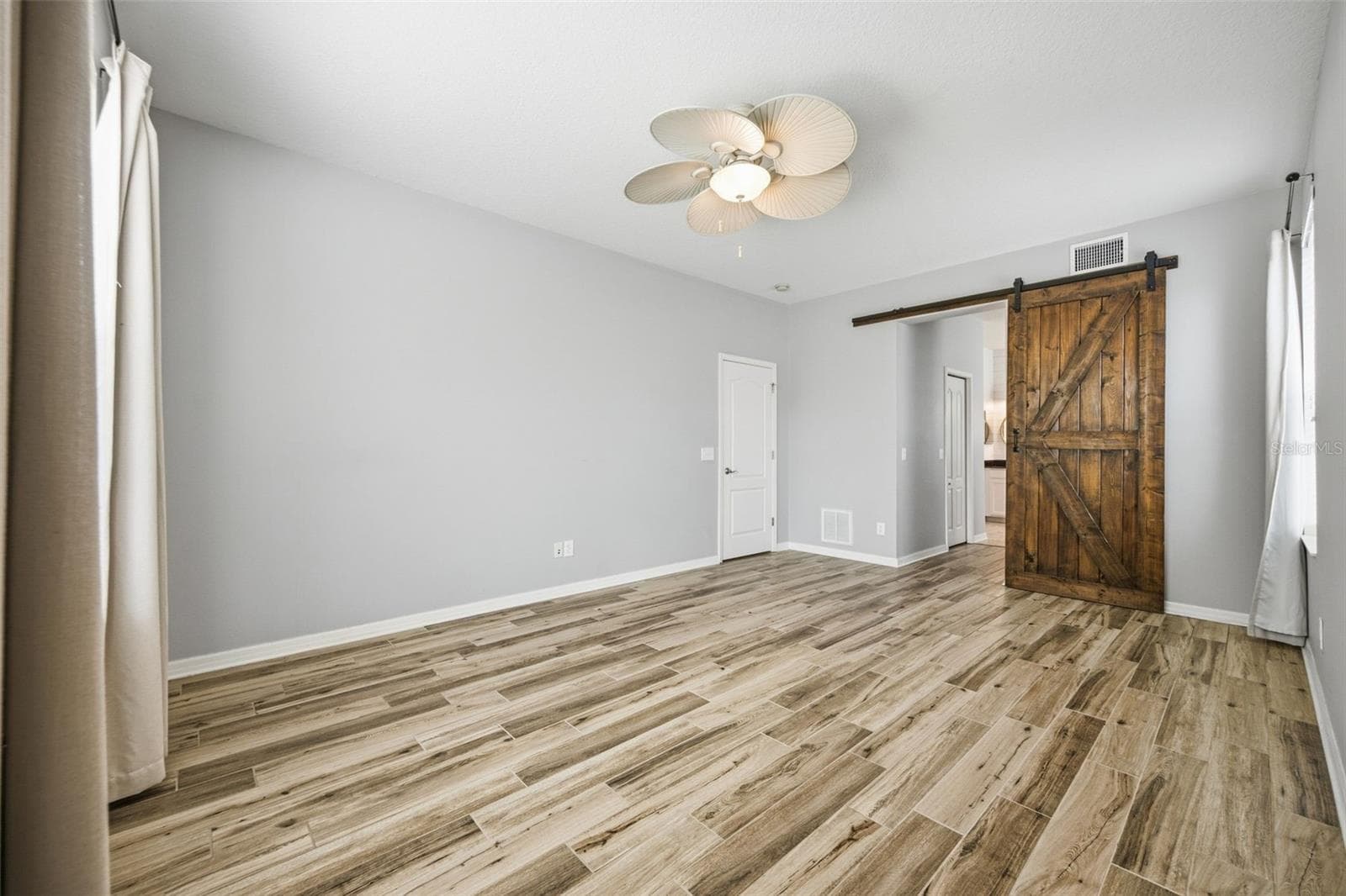 Single Family Residence at 7207 FOREST MERE DR, RIVERVIEW, photo 19 of 43