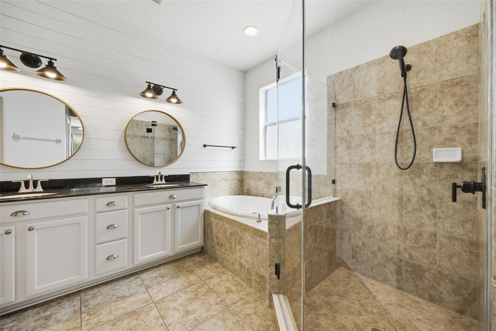 Single Family Residence at 7207 FOREST MERE DR, RIVERVIEW, photo 23 of 43