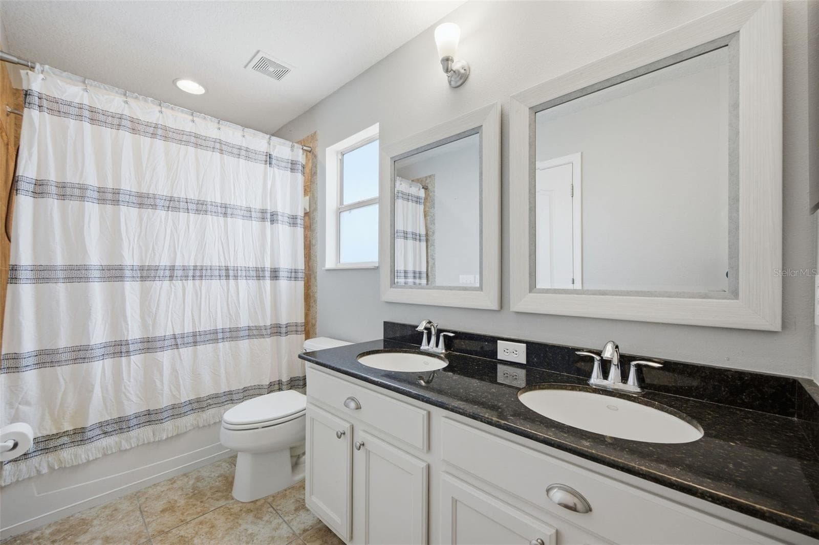 Single Family Residence at 7207 FOREST MERE DR, RIVERVIEW, photo 31 of 43