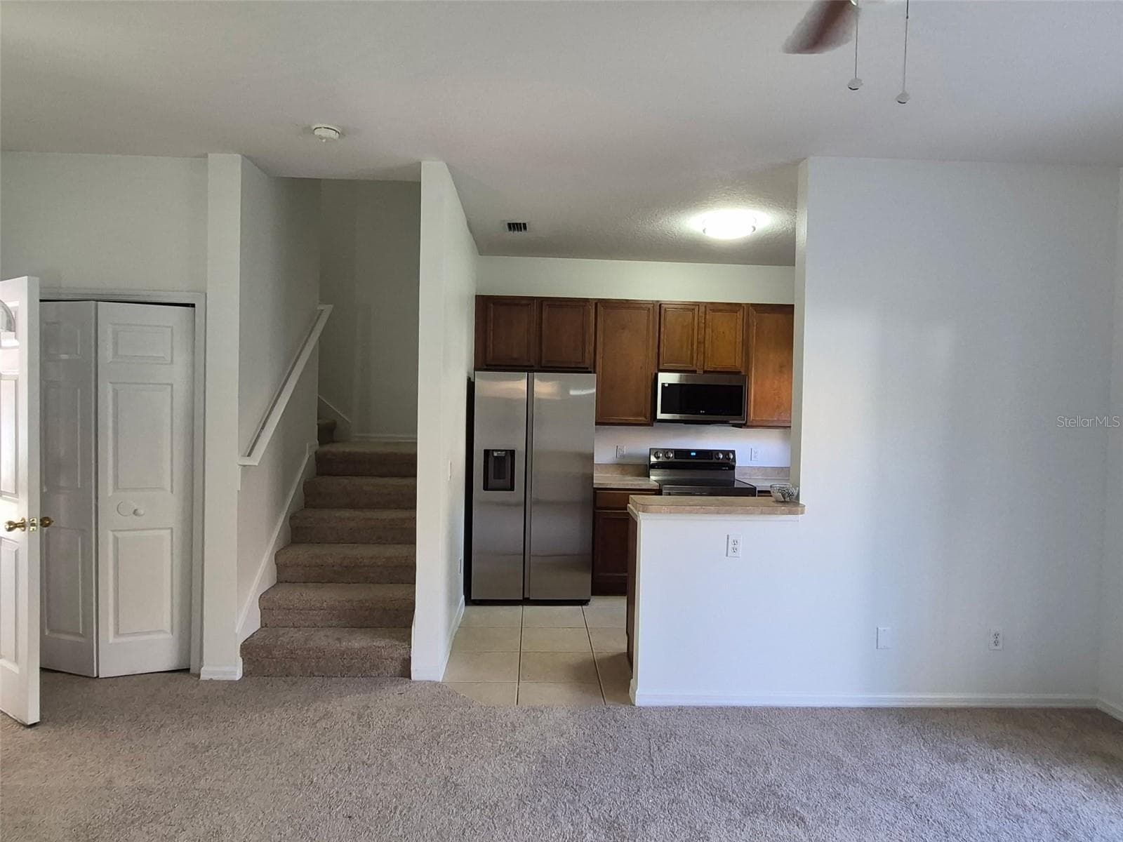 Townhouse at 2051 RETREAT VIEW CIR, SANFORD, photo 11 of 37