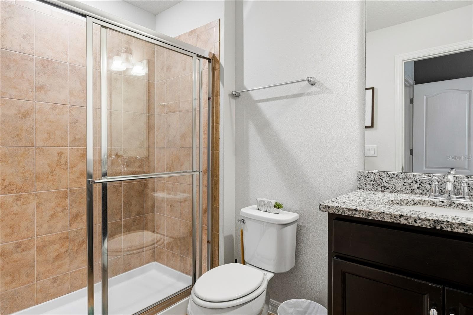 Townhouse at 4582 TERRASONESTA DR, DAVENPORT, photo 19 of 62