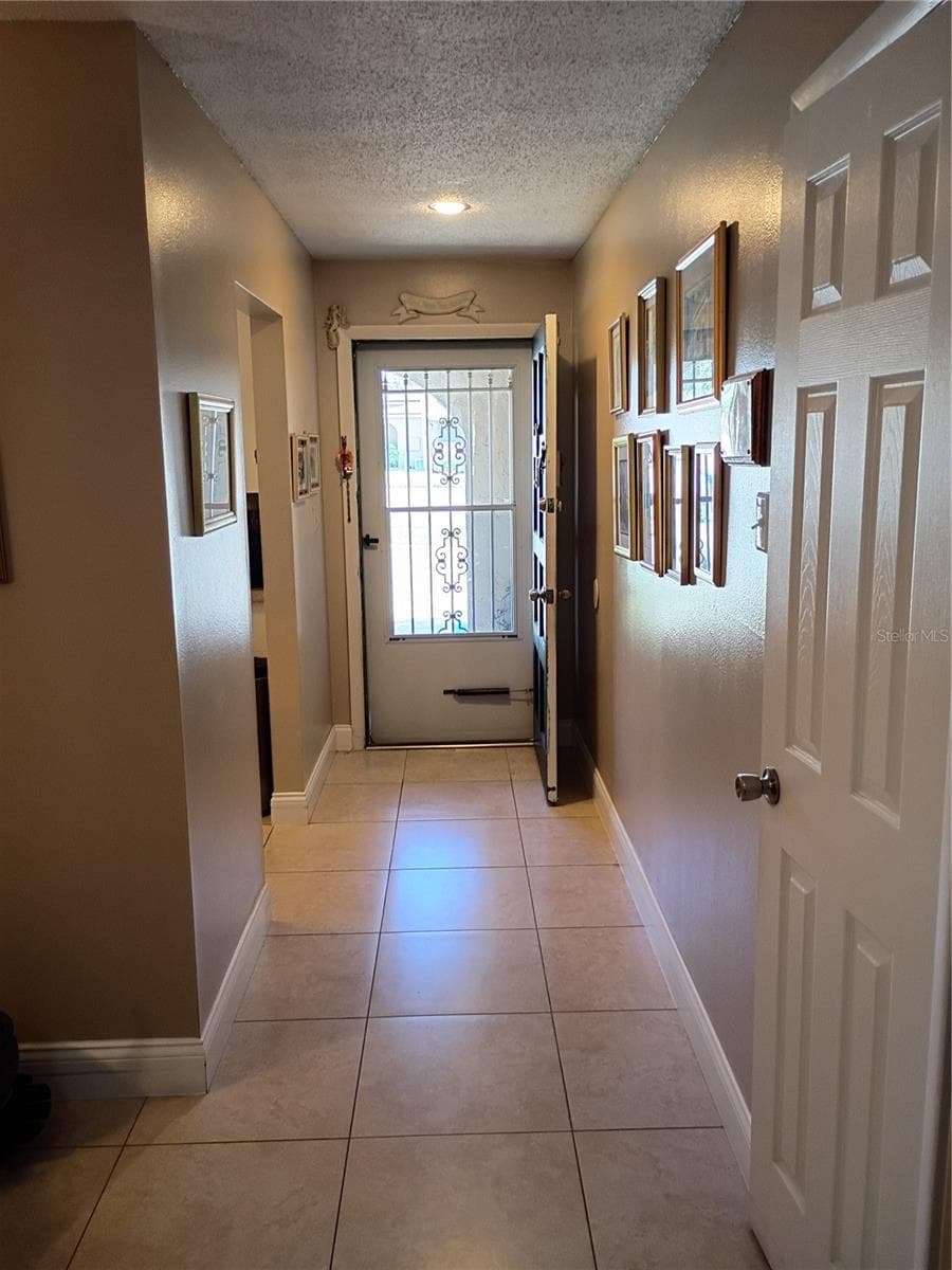 Entry way - 511 POLARIS LOOP #109, CASSELBERRY