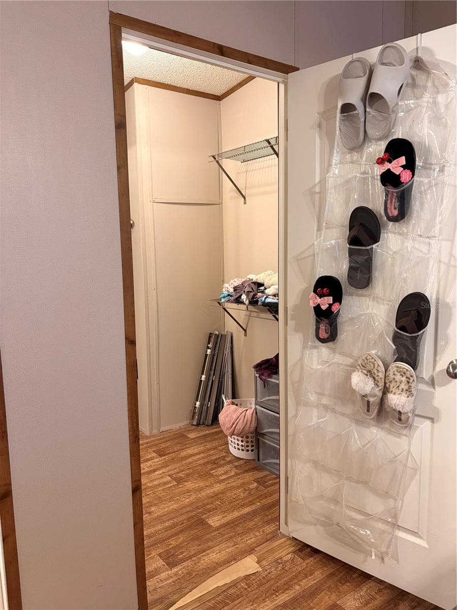 Master Closet - 1012 WARDEN LN, IMMOKALEE