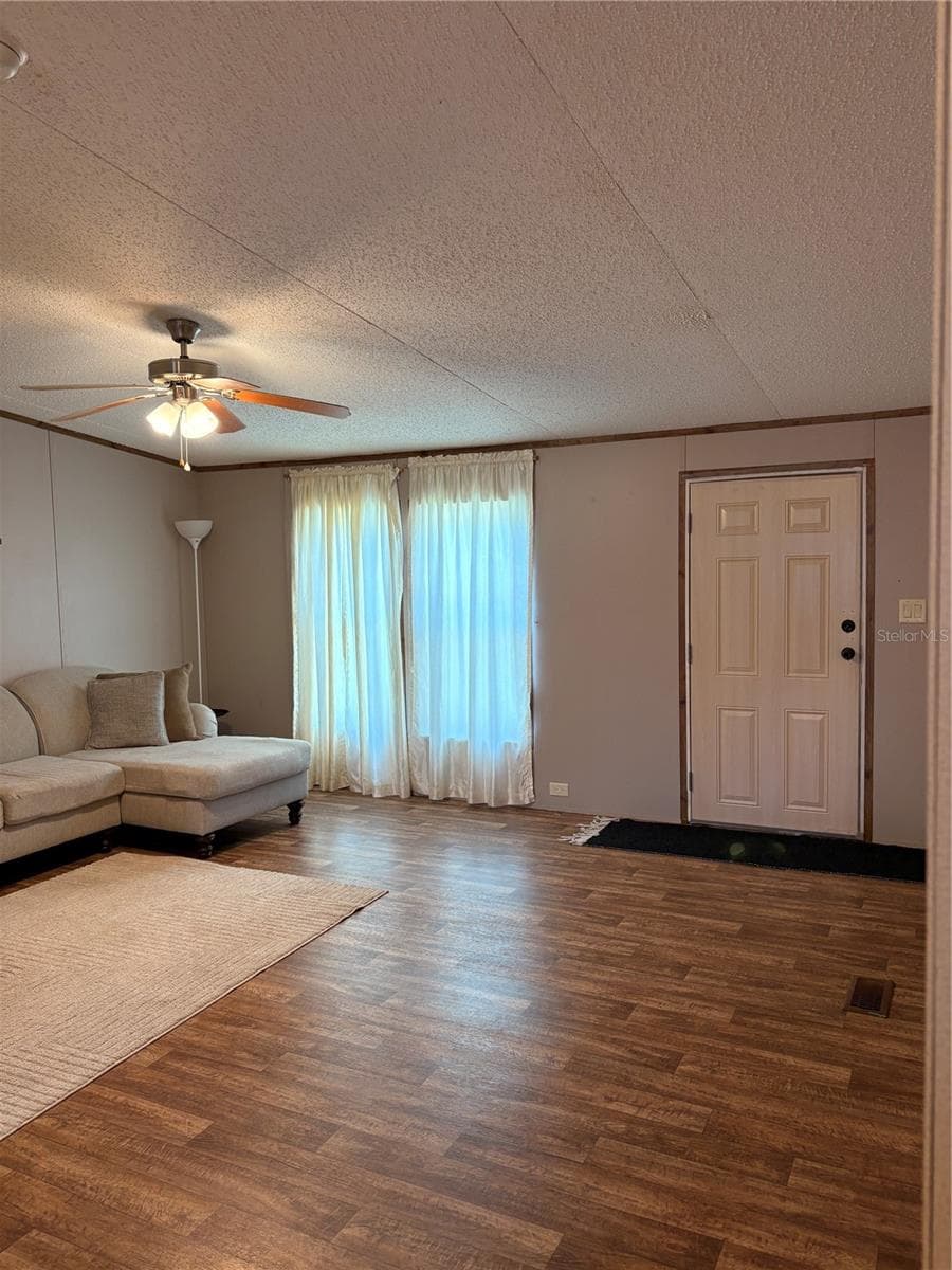 Open Concept Living Area - 1012 WARDEN LN, IMMOKALEE