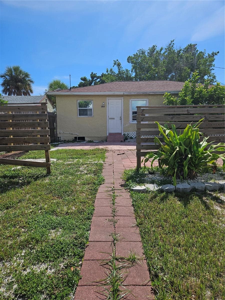 7810 BOCA CIEGA DR