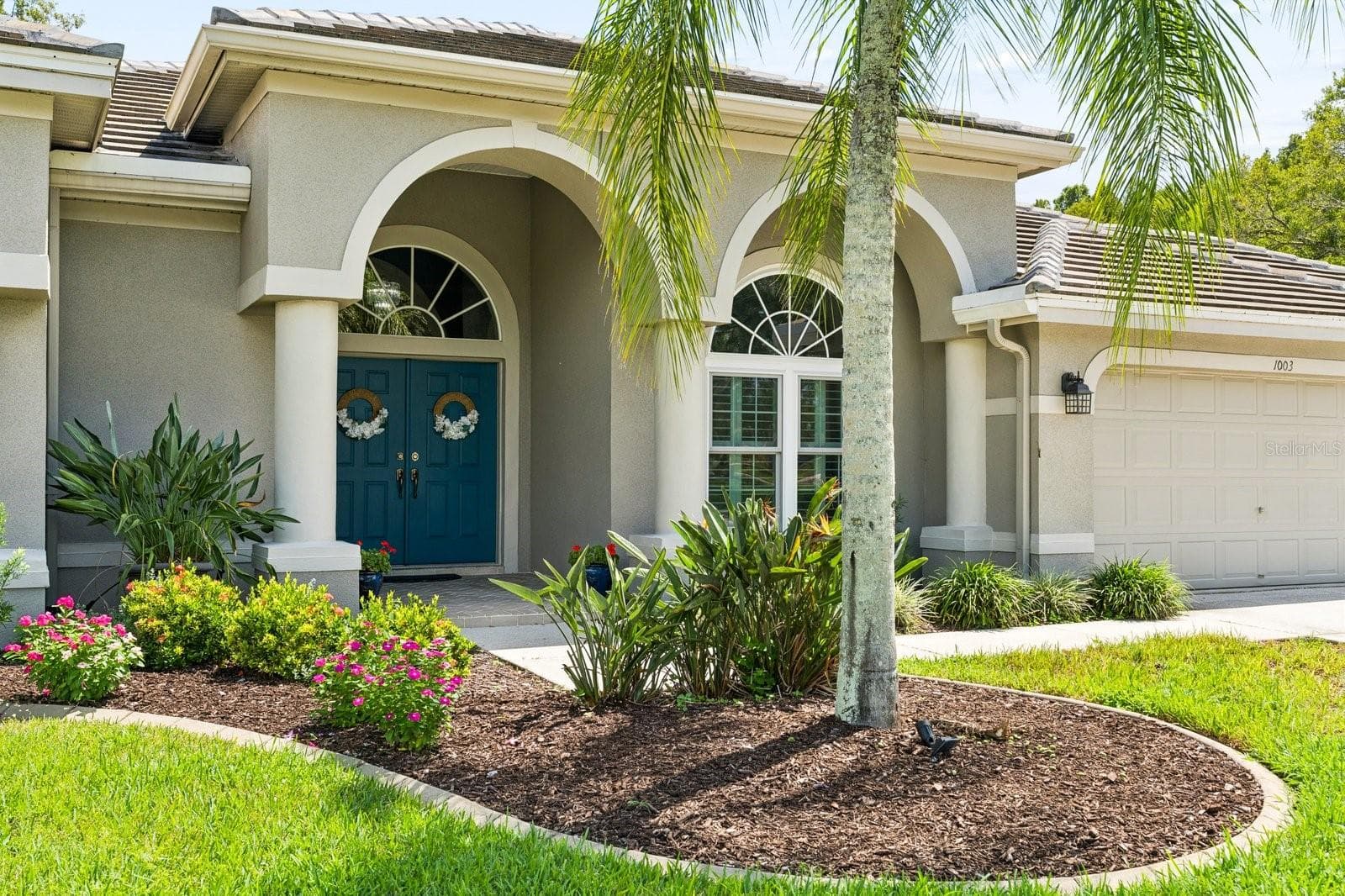 Single Family Residence at 1003 KINGS WAY LN, TARPON SPRINGS, photo 2 of 67