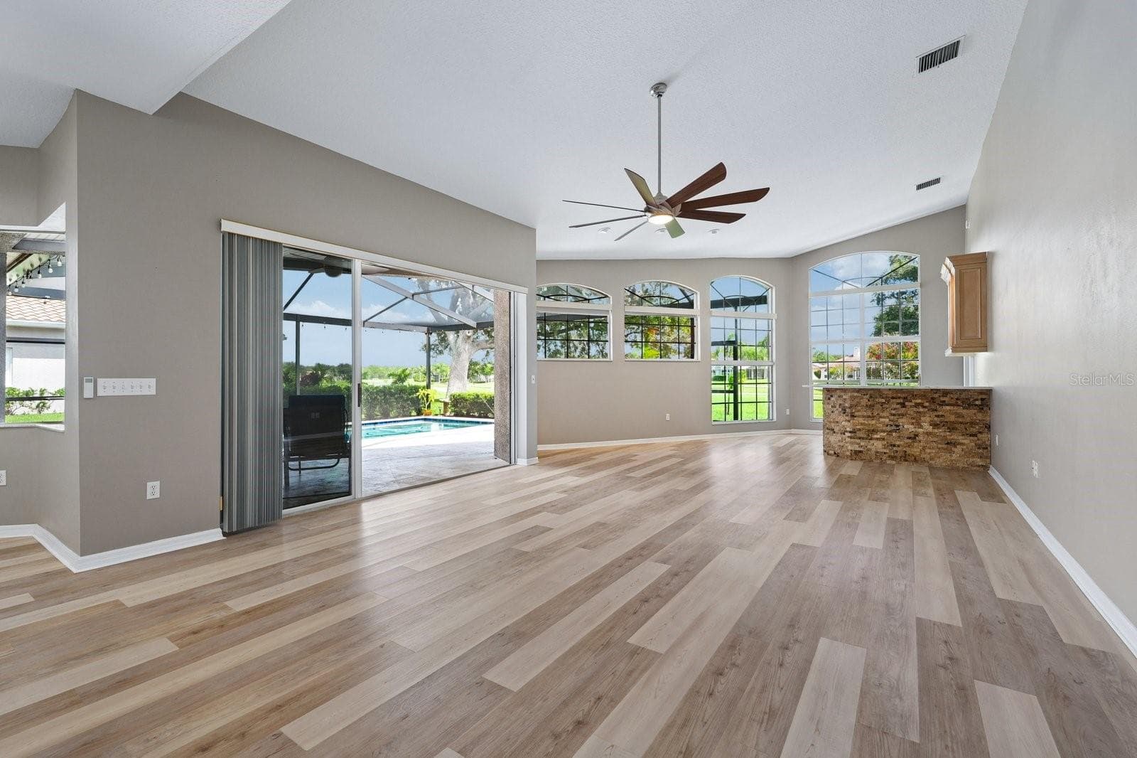 Family Room - 1003 KINGS WAY LN, TARPON SPRINGS