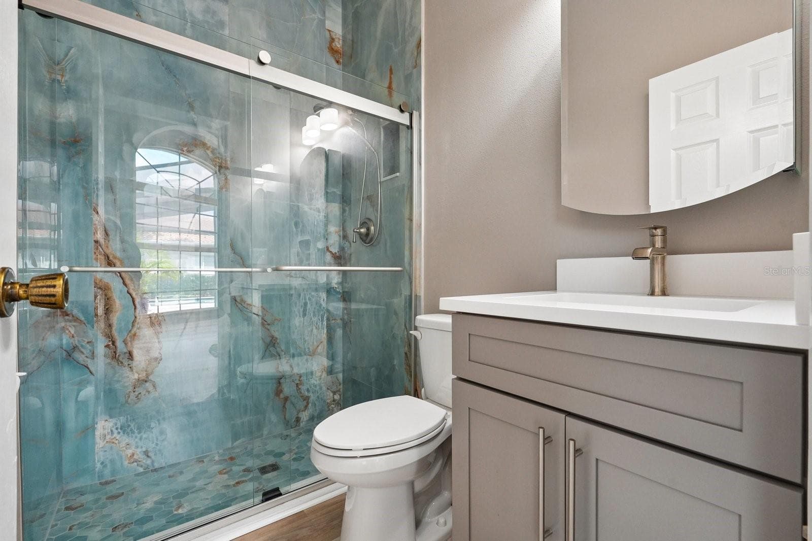 Pool Bath/3rd Bath - 1003 KINGS WAY LN, TARPON SPRINGS