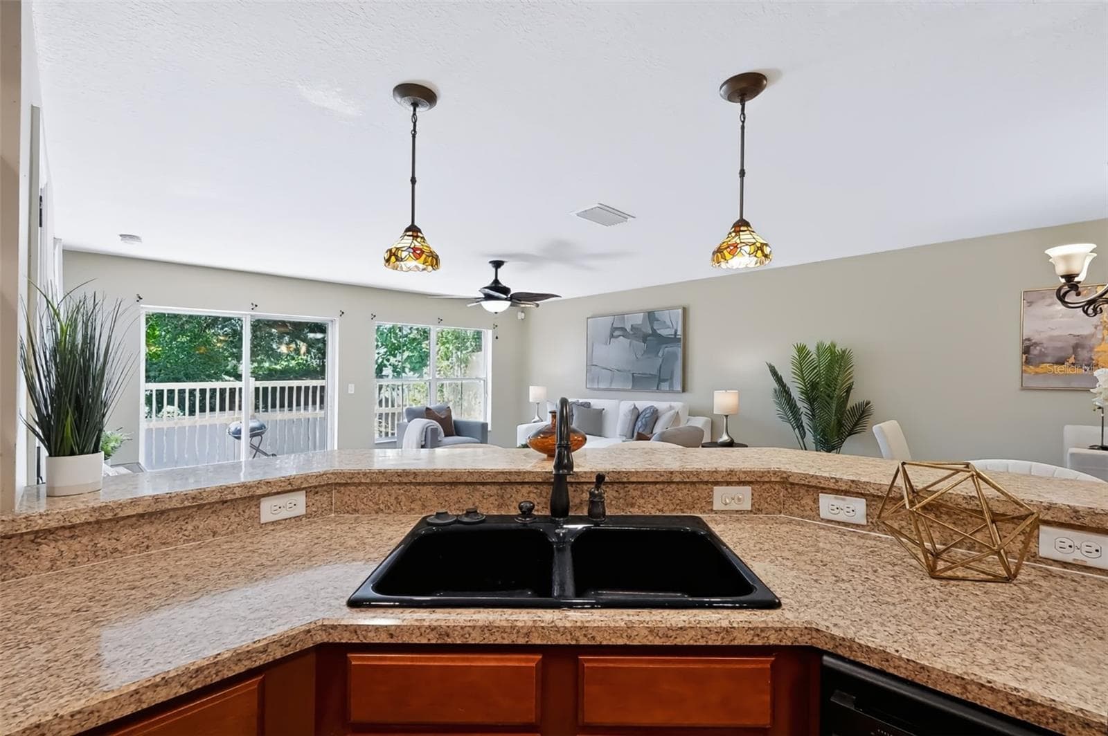 Townhouse at 4525 LIMERICK DR, TAMPA, photo 15 of 46