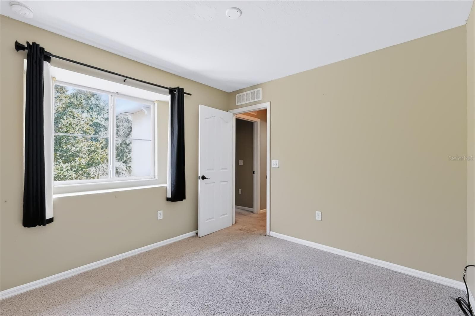 Townhouse at 4525 LIMERICK DR, TAMPA, photo 31 of 46