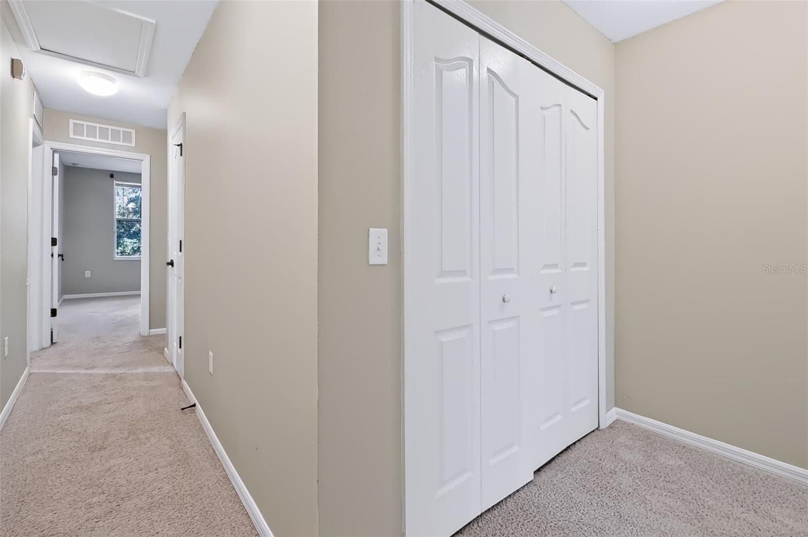 Townhouse at 4525 LIMERICK DR, TAMPA, photo 32 of 46