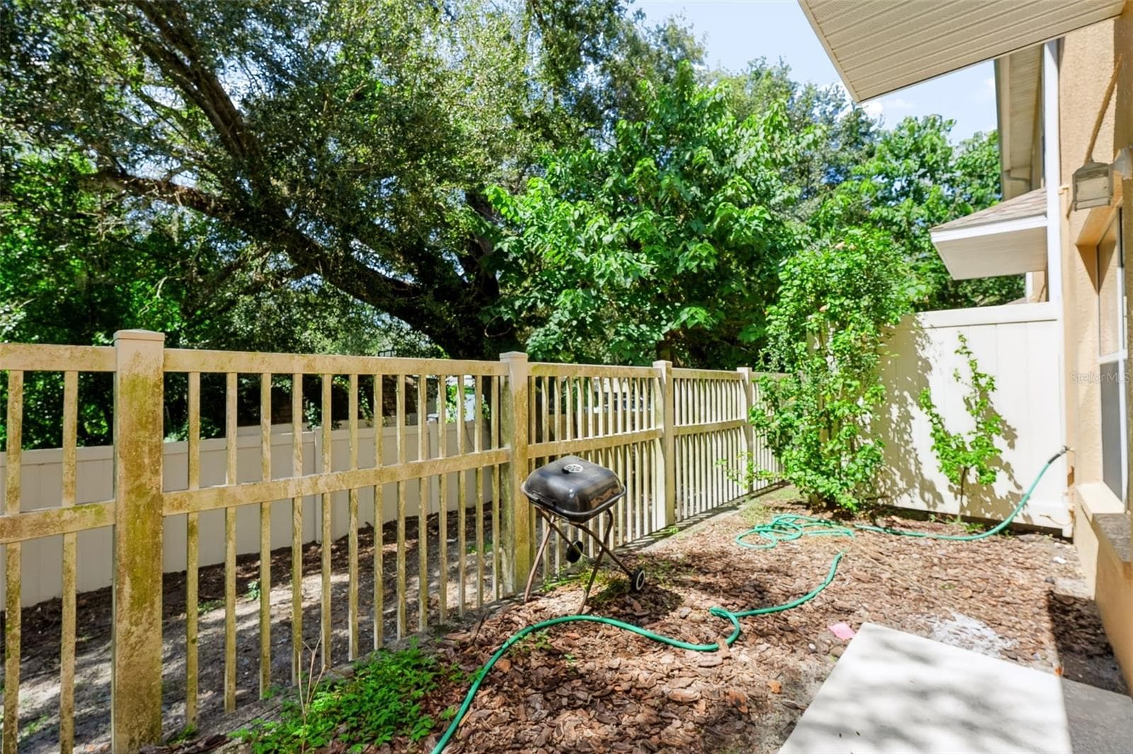 Townhouse at 4525 LIMERICK DR, TAMPA, photo 34 of 46