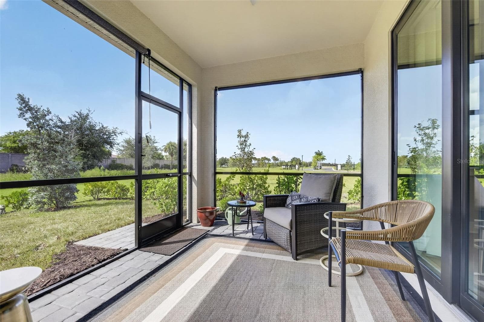 Enclosed Private Lanai - 18911 DAYSPRING PL, VENICE