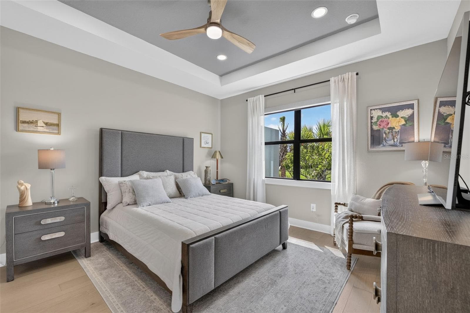 Spacious Primary with Ensuite - 18911 DAYSPRING PL, VENICE