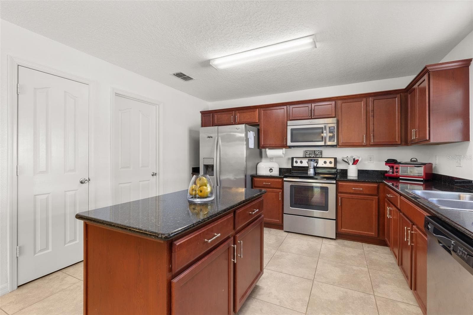 Single Family Residence at 2914 BOATING BLVD, KISSIMMEE, photo 8 of 42