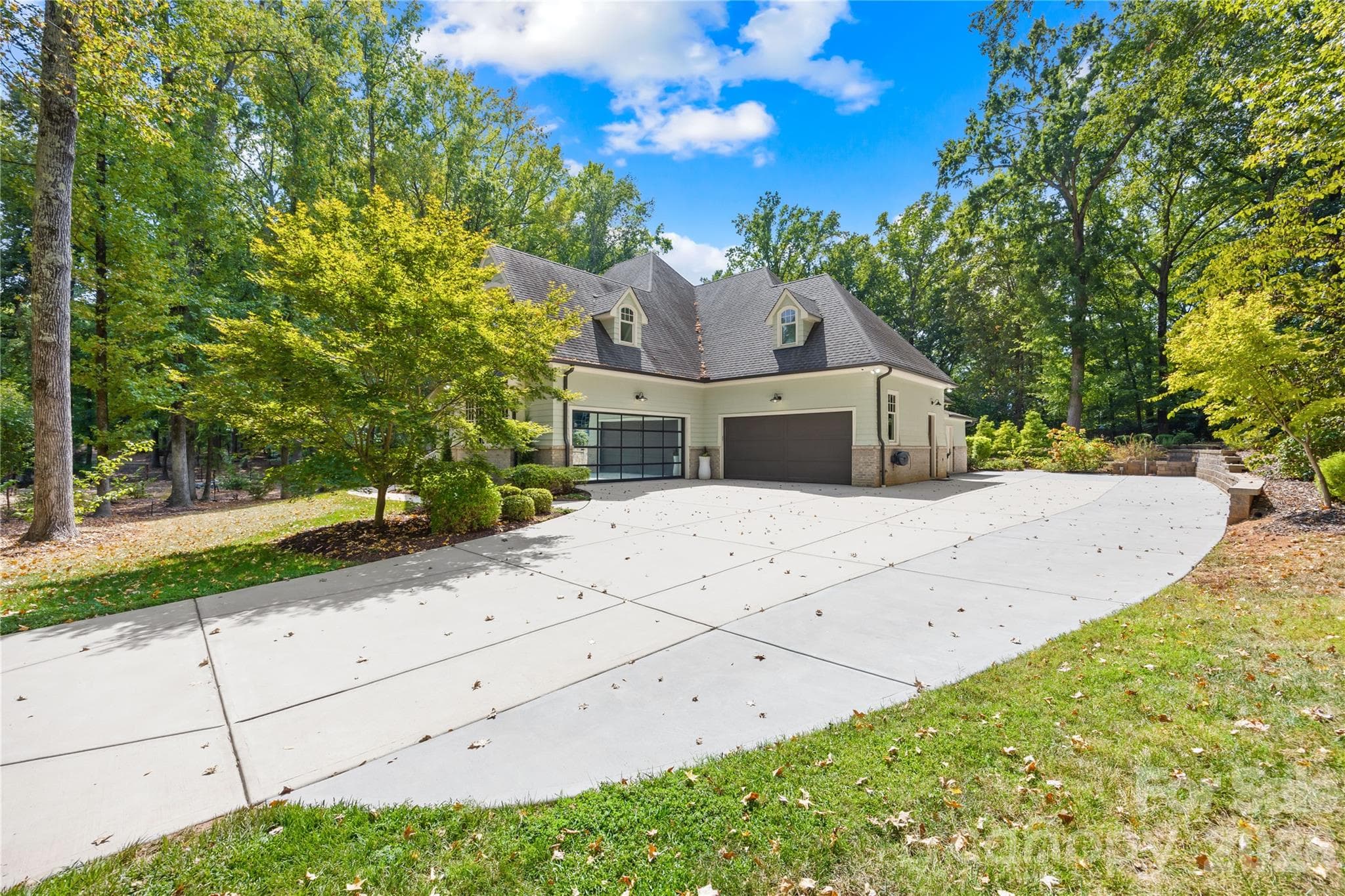 Single Family Residence at 1110 Reamoor Drive, Waxhaw, photo 3 of 46
