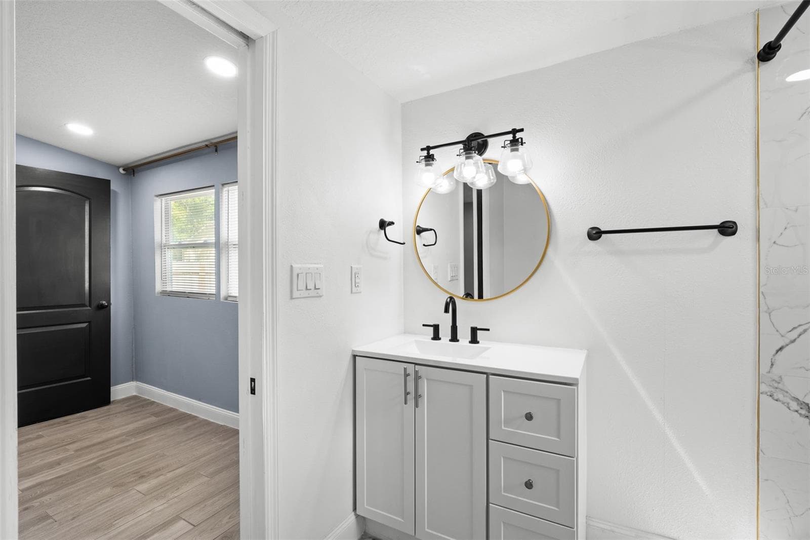 Primary En-Suite - 1202 E 32ND AVE, TAMPA