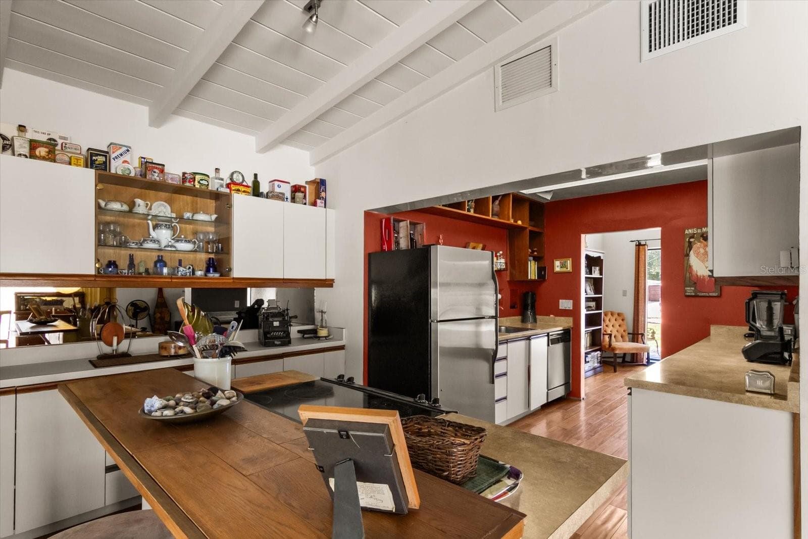 Single Family Residence at 2921 WOOD ST, SARASOTA, photo 28 of 46