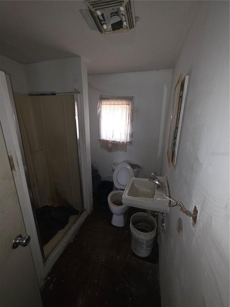 House - 213 10TH WAHNETA ST W, WINTER HAVEN