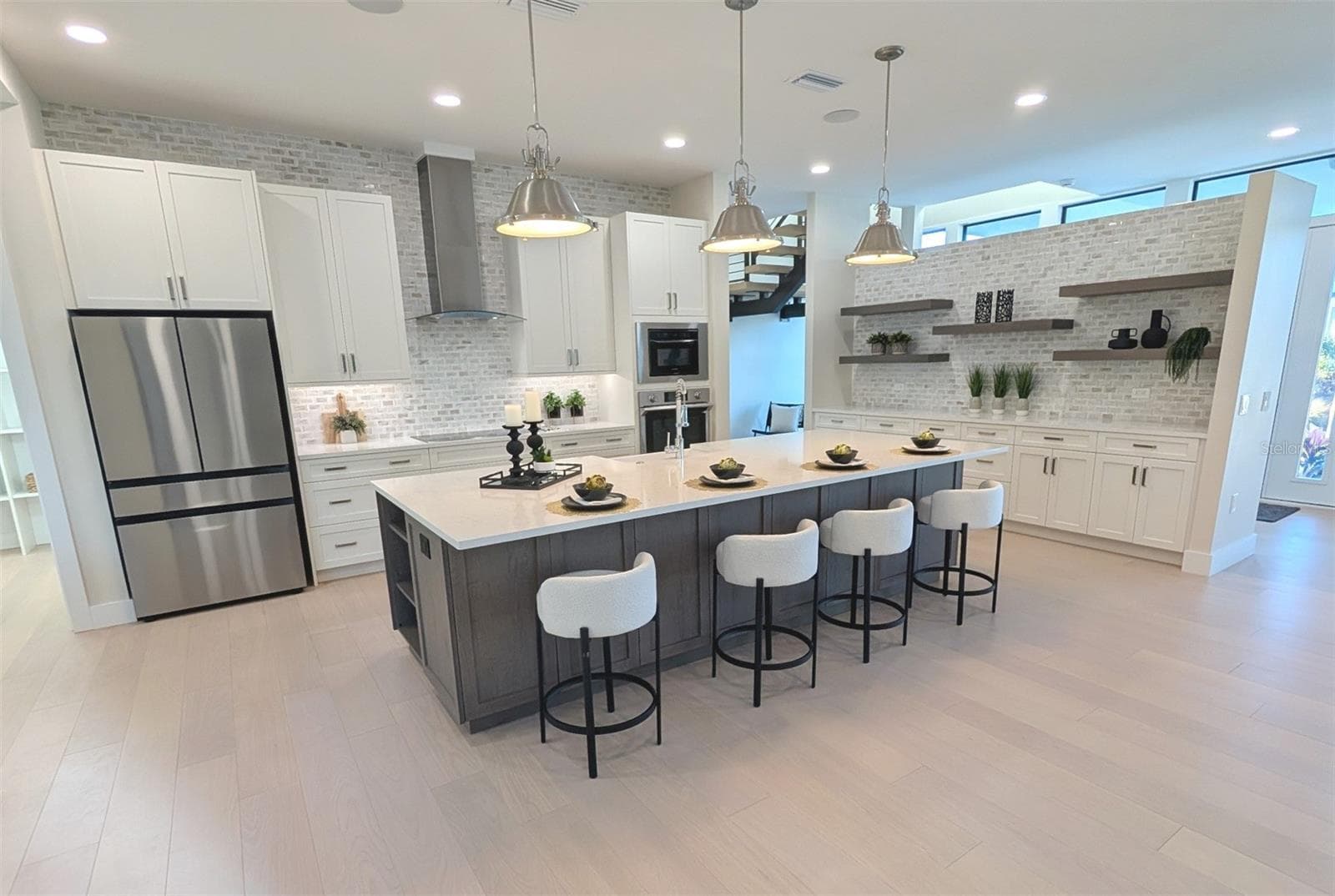 Single Family Residence at 2110 MICHELE DR, SARASOTA, photo 8 of 60