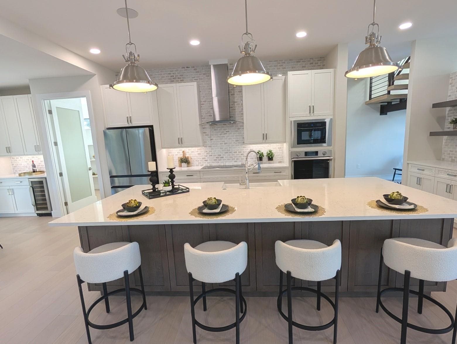 Single Family Residence at 2110 MICHELE DR, SARASOTA, photo 9 of 60
