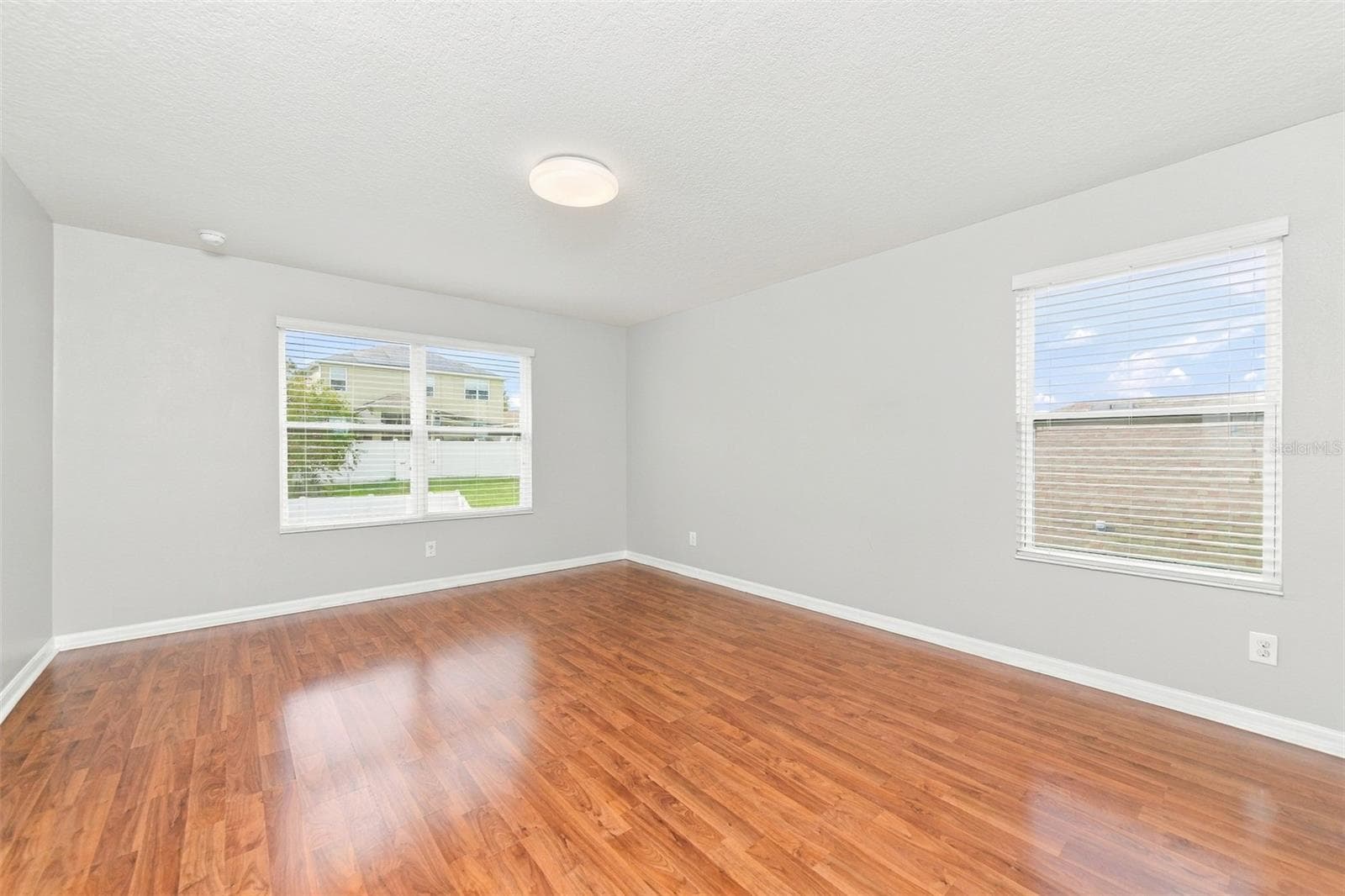 Single Family Residence at 642 BLACK EAGLE DR, GROVELAND, photo 23 of 42