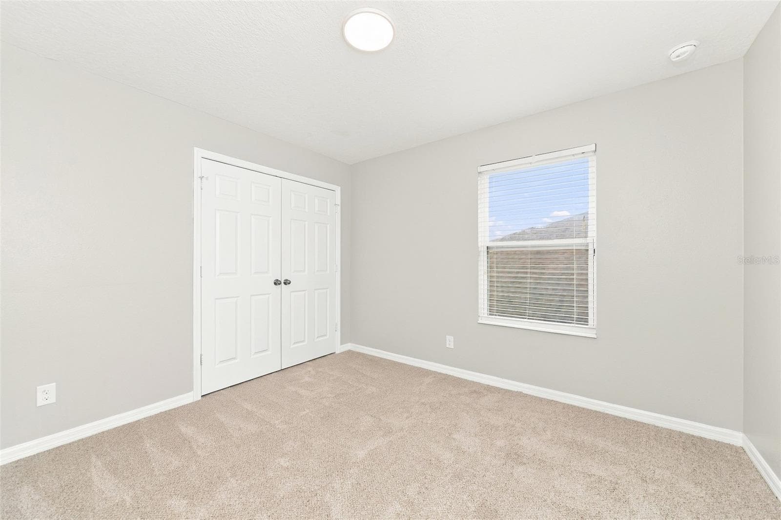 Single Family Residence at 642 BLACK EAGLE DR, GROVELAND, photo 32 of 42