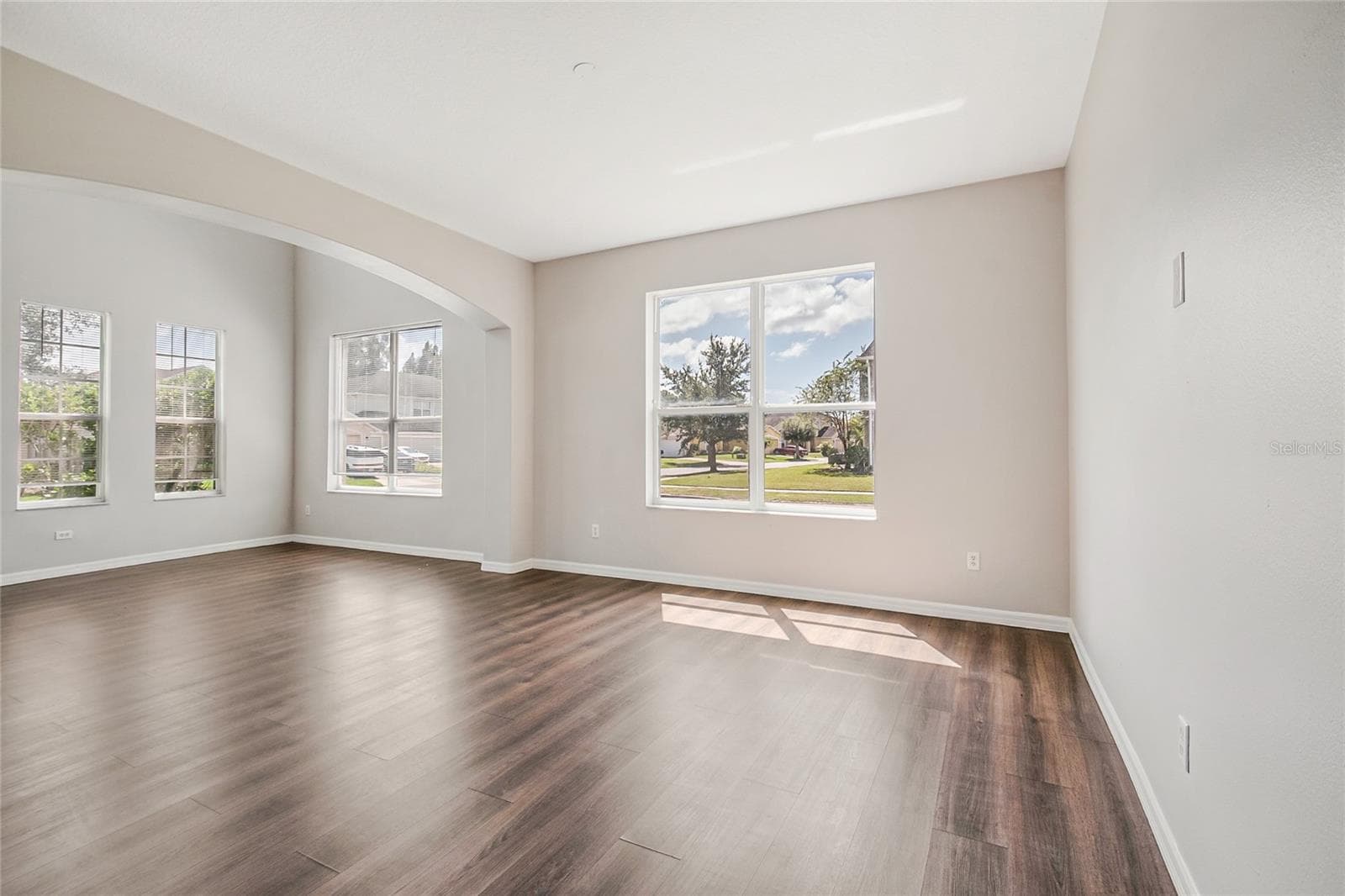 Single Family Residence at 2887 SWEETSPIRE CIR, KISSIMMEE, photo 12 of 53
