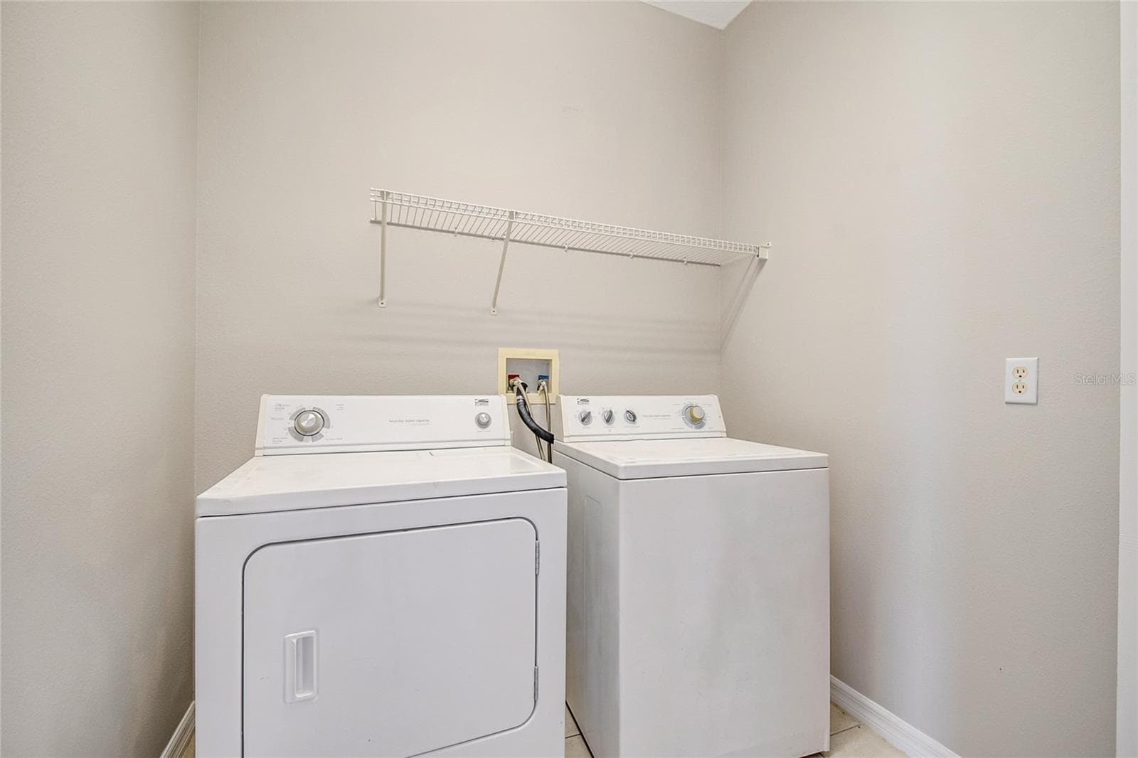 Single Family Residence at 2887 SWEETSPIRE CIR, KISSIMMEE, photo 17 of 53