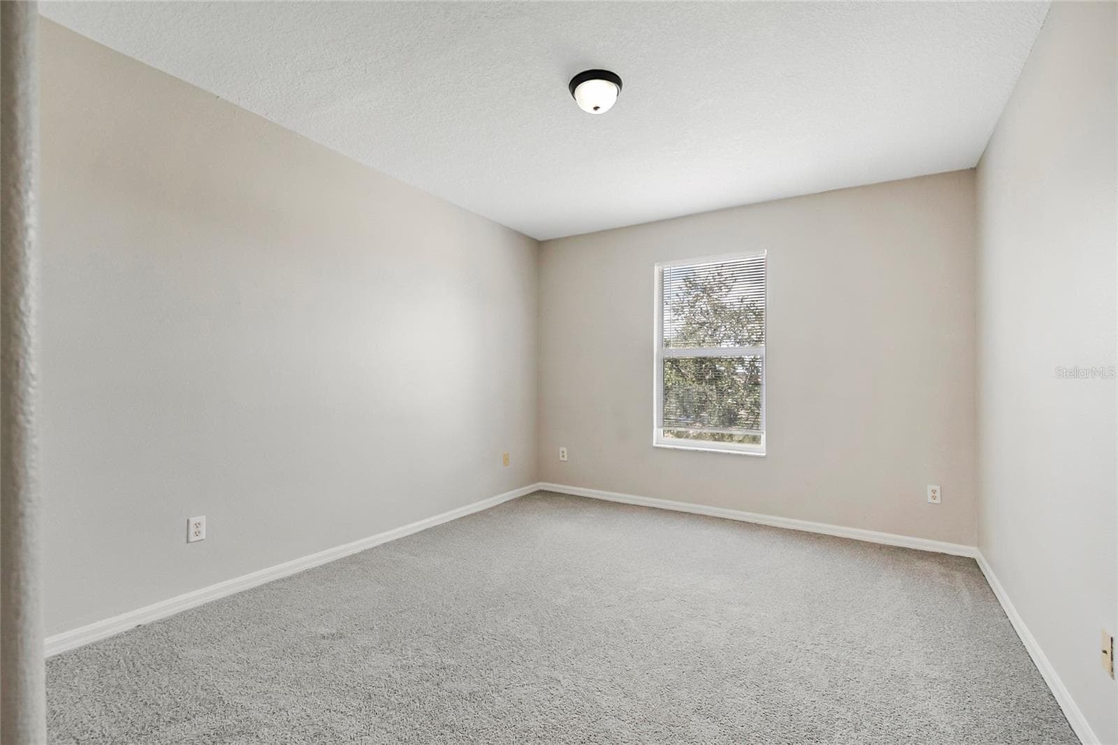 Single Family Residence at 2887 SWEETSPIRE CIR, KISSIMMEE, photo 36 of 53