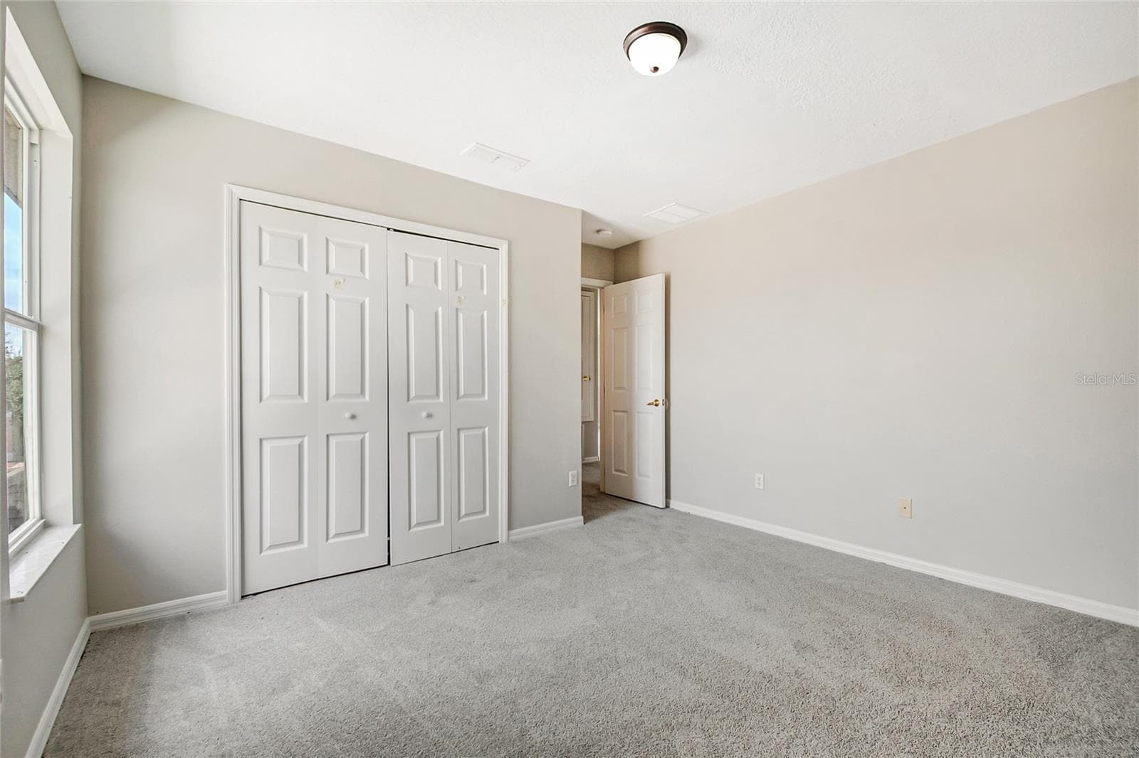 Single Family Residence at 2887 SWEETSPIRE CIR, KISSIMMEE, photo 40 of 53