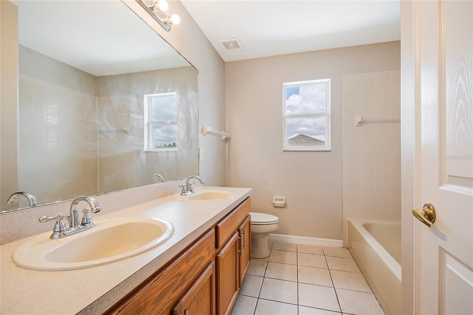 Single Family Residence at 2887 SWEETSPIRE CIR, KISSIMMEE, photo 41 of 53