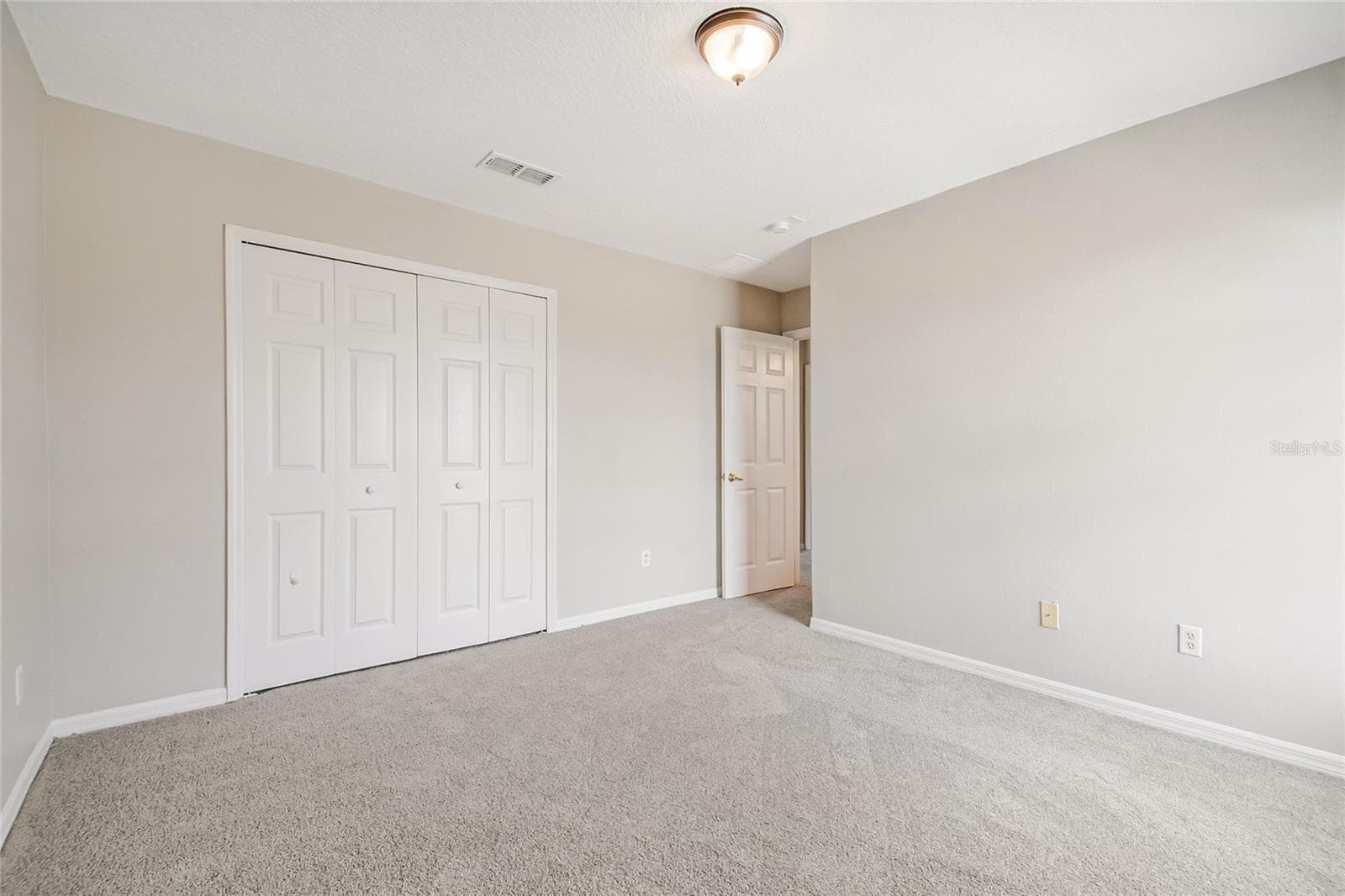 Single Family Residence at 2887 SWEETSPIRE CIR, KISSIMMEE, photo 44 of 53