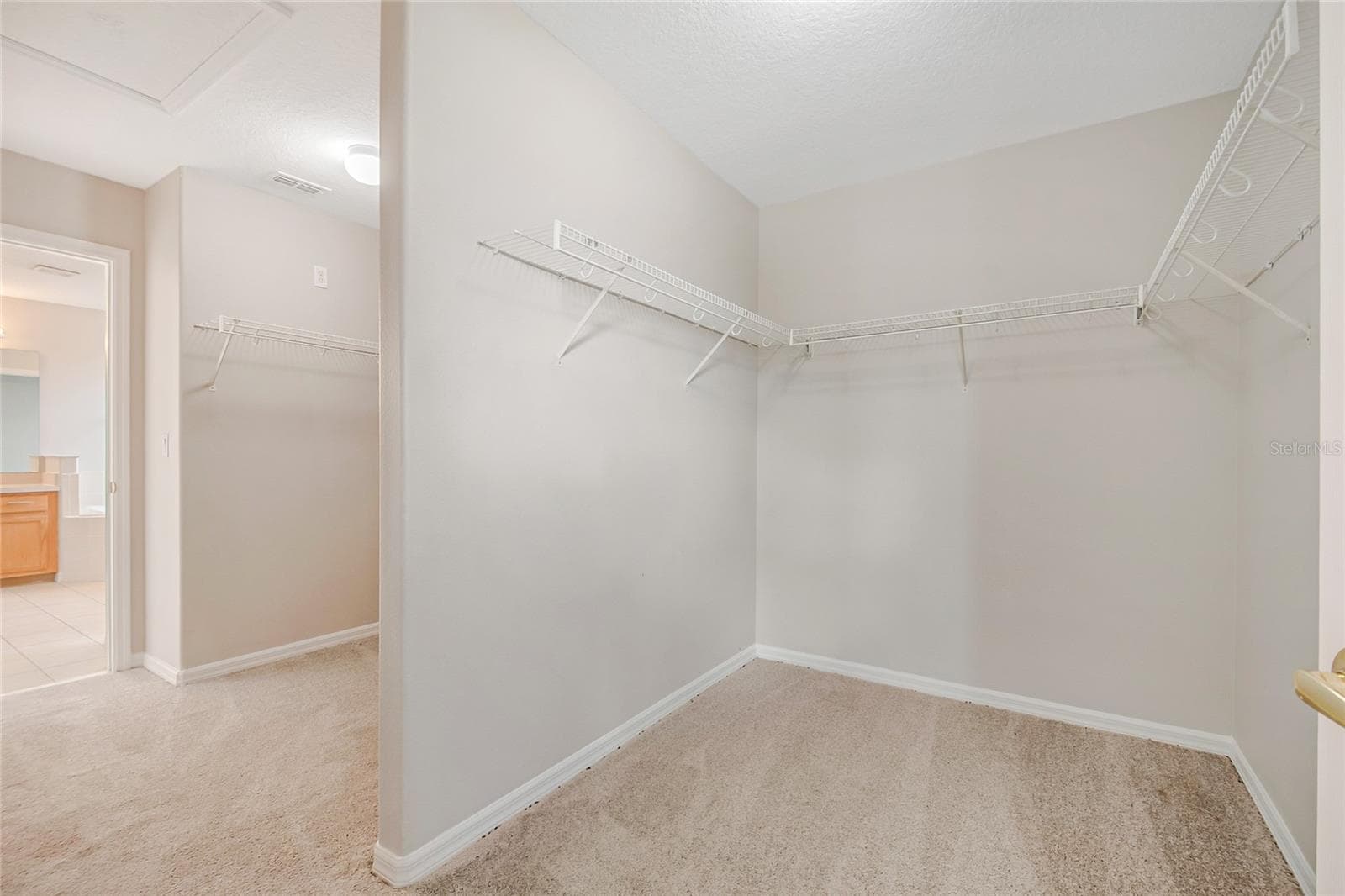 Single Family Residence at 2887 SWEETSPIRE CIR, KISSIMMEE, photo 47 of 53
