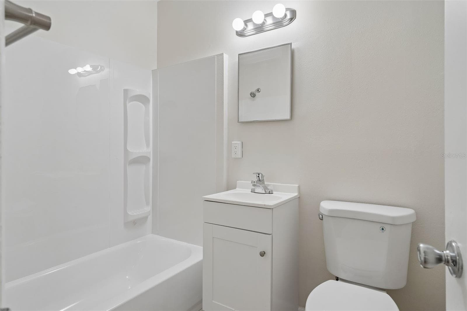 Bathroom 2 - 928 VIVIAN TER, DELTONA