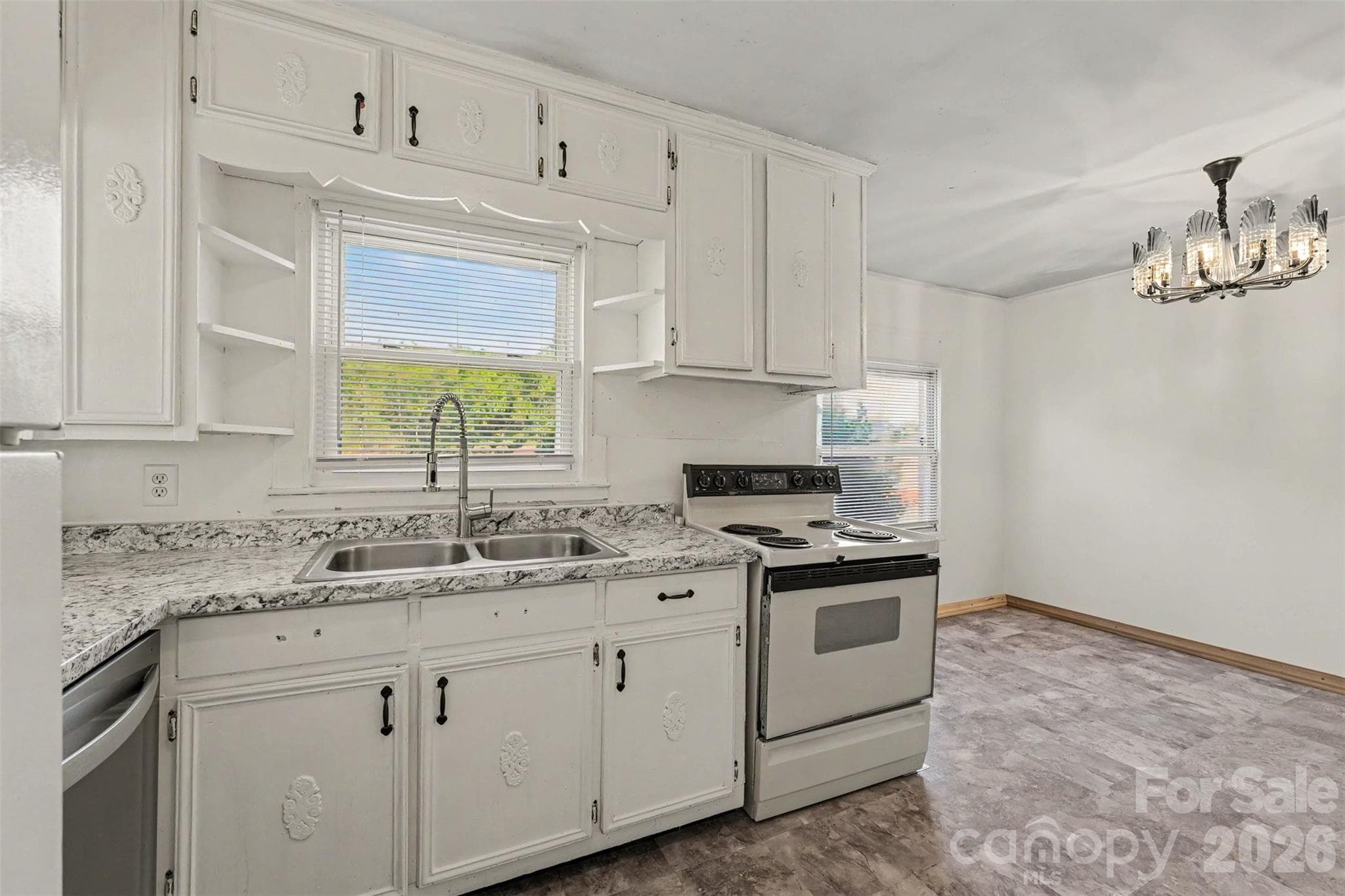 Single Family Residence at 4412 Reidsville Road, Winston Salem, photo 10 of 28