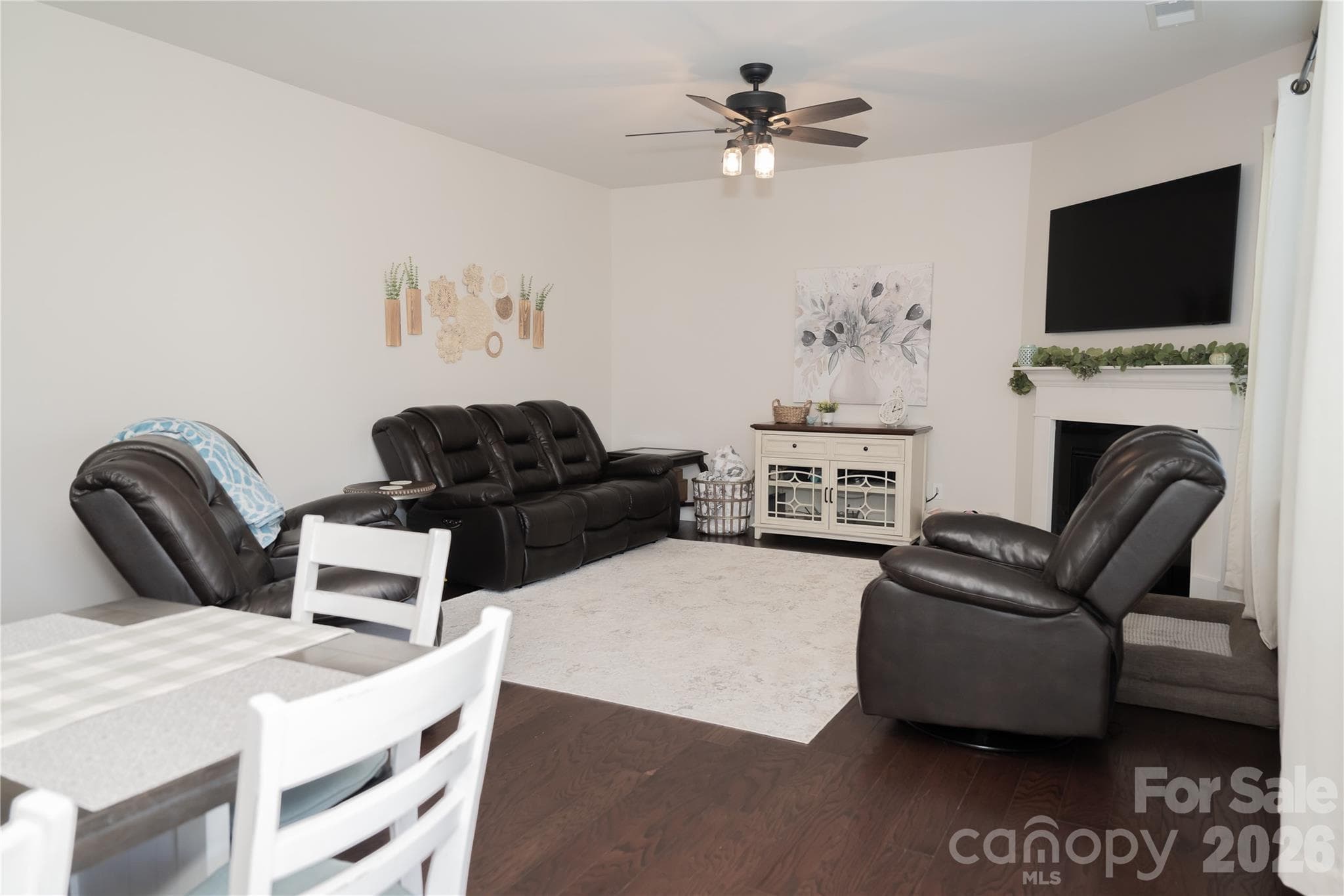 Single Family Residence at 3424 Southern Red Oak Lane, Gastonia, photo 7 of 33