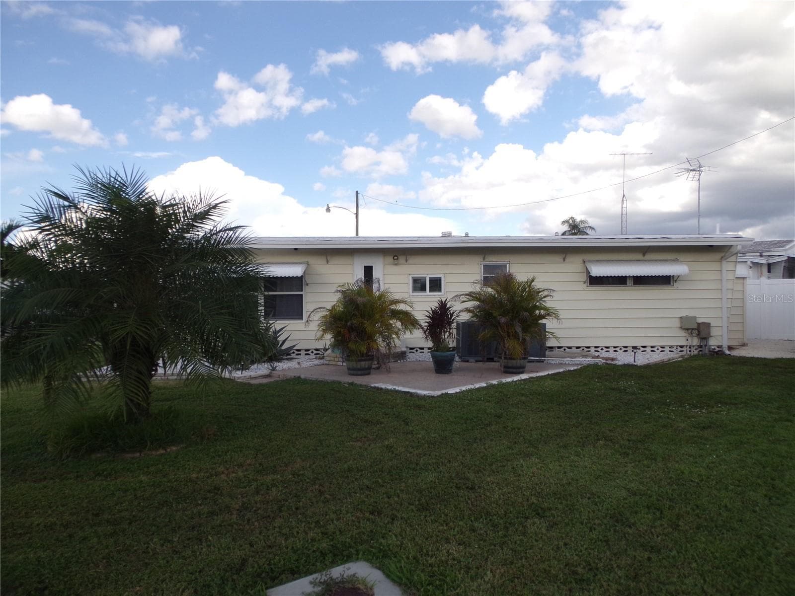 Mobile Home at 5127 8TH ST W, BRADENTON, photo 39 of 41