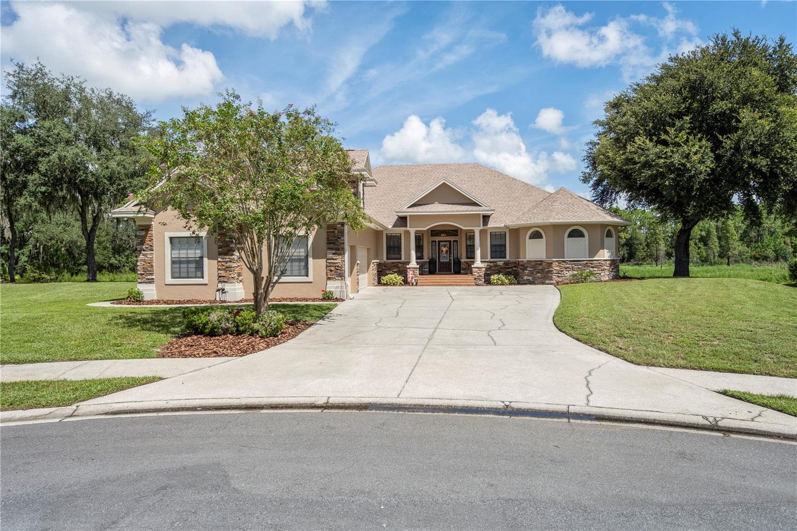 Single Family Residence at 8041 MARGATE WAY, LAKELAND, photo 4 of 65