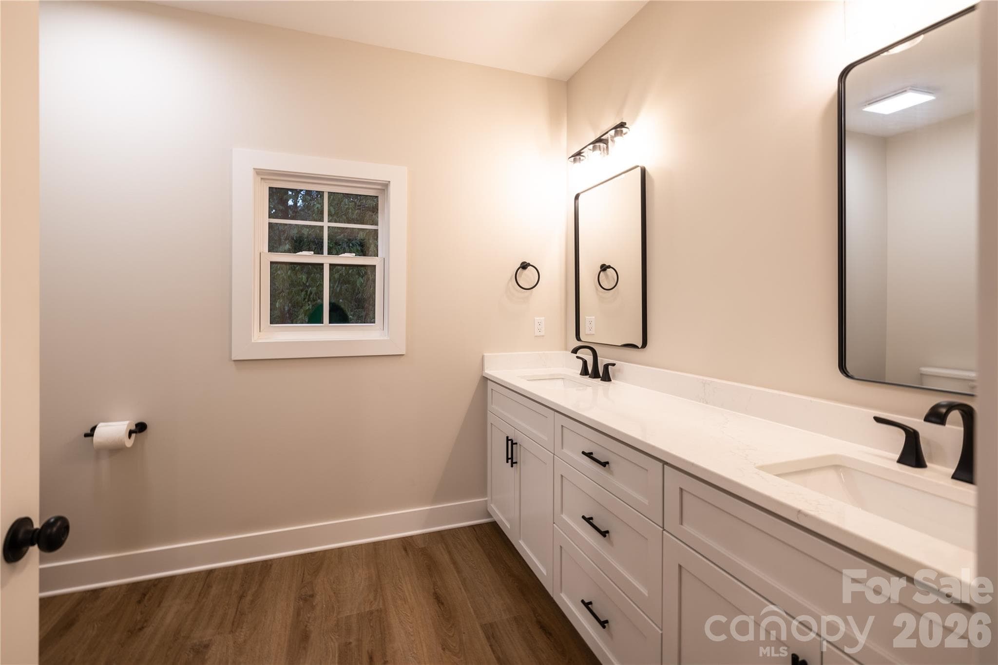 Owner Suite Bathroom - 276 Basswood Road, Troy