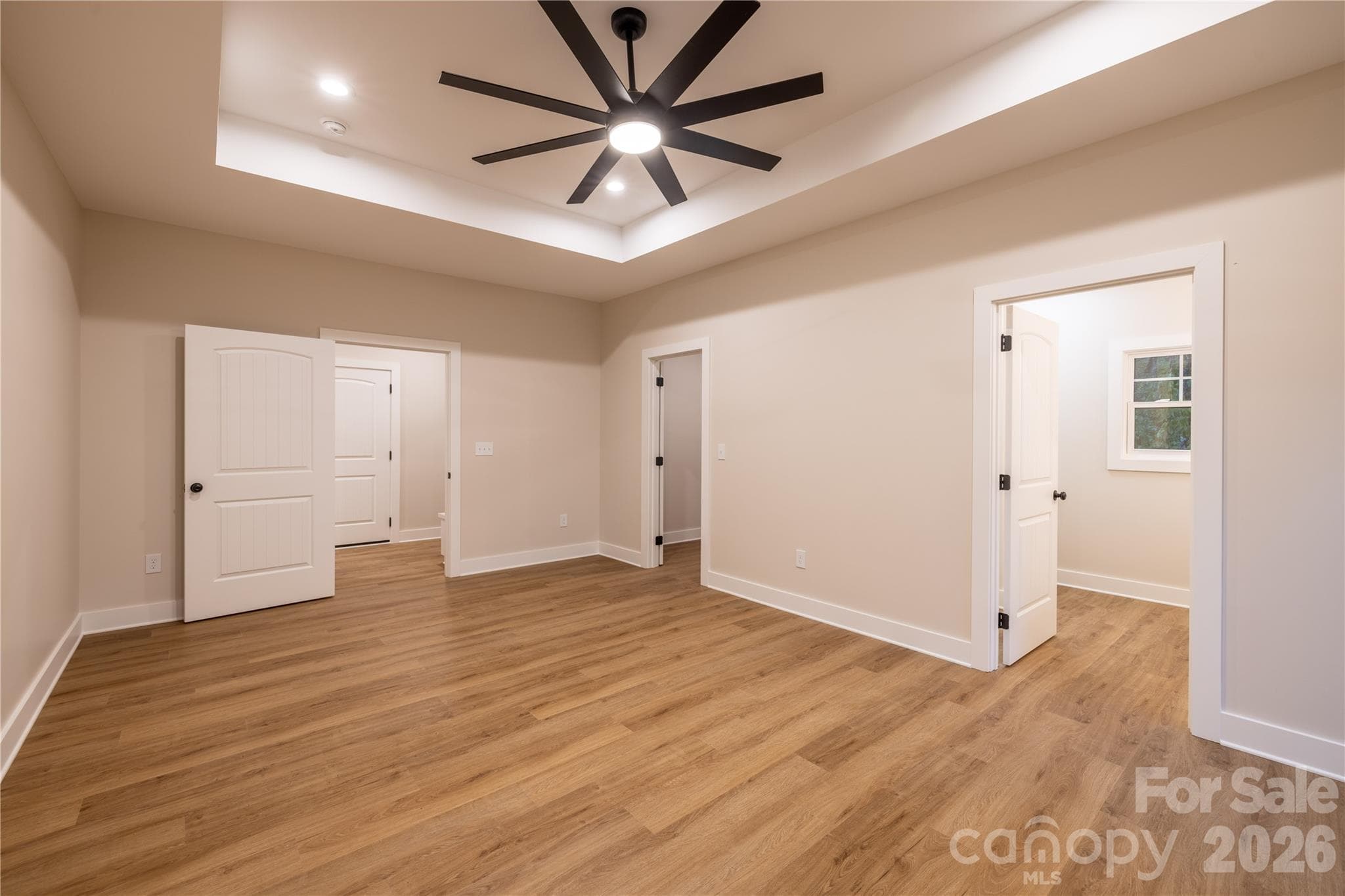 Owner Suite - 276 Basswood Road, Troy