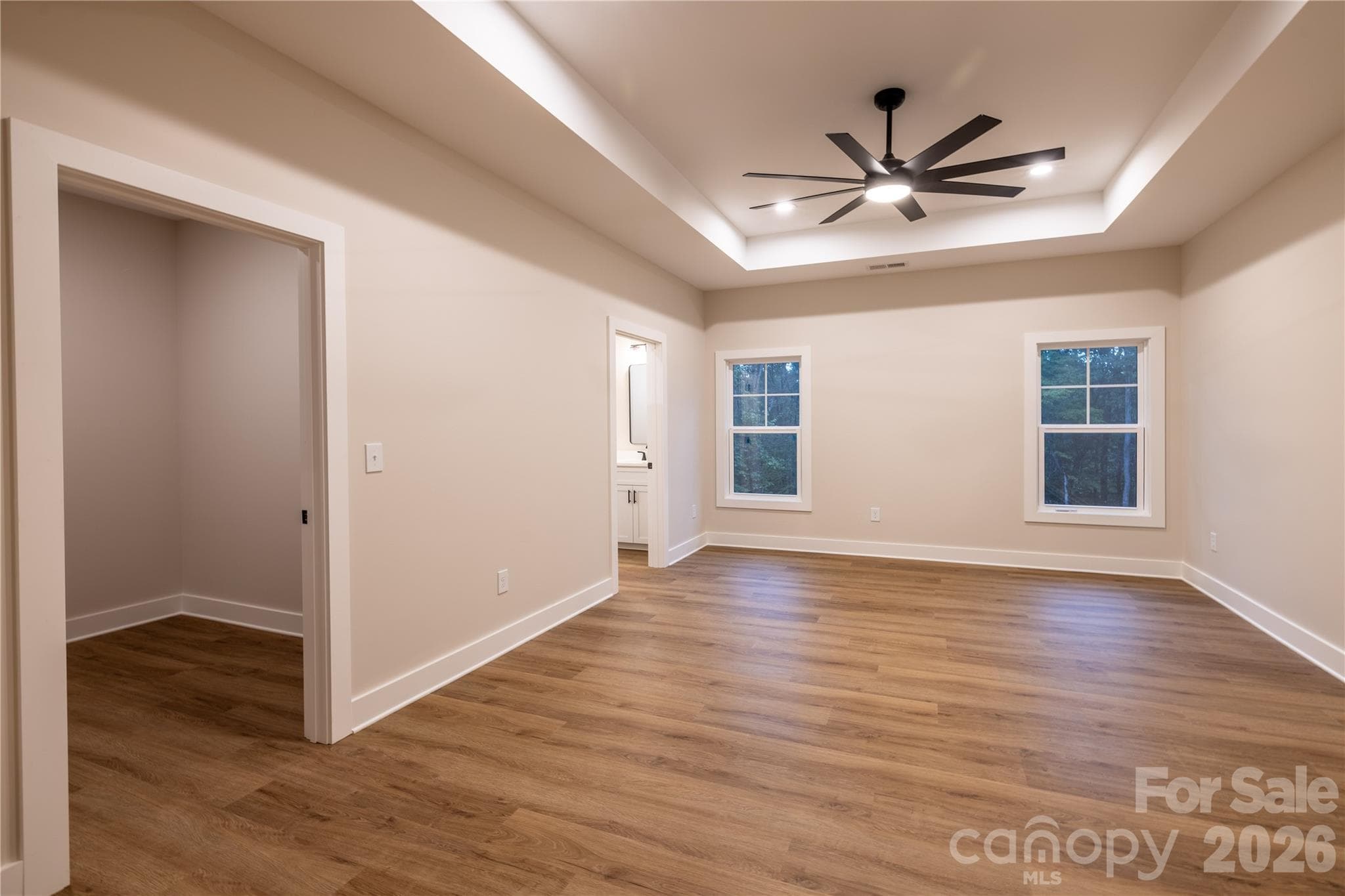 Owner Suite - 276 Basswood Road, Troy