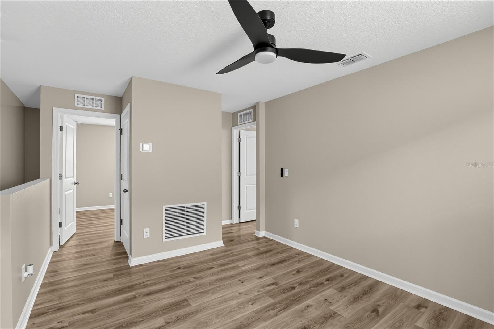 Single Family Residence at 1033 CADES COVE WAY, DELAND, photo 25 of 27