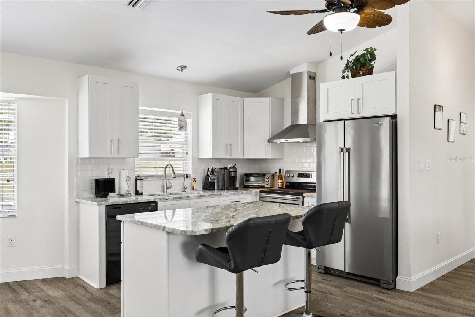 Single Family Residence at 7409 FAIRWOOD AVE, NEW PORT RICHEY, photo 14 of 47